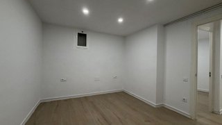 Piso en venta en El Camp de l'Arpa del Clot en Barcelona