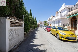 Casa adosada en venta en Cervantes en Granada