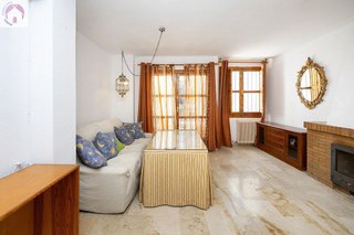 Casa adosada en venta en Cervantes en Granada