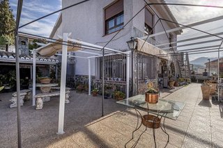 Chalet en venta en Huétor Vega