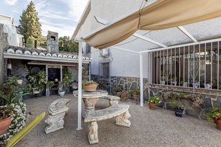 Chalet en venta en Huétor Vega