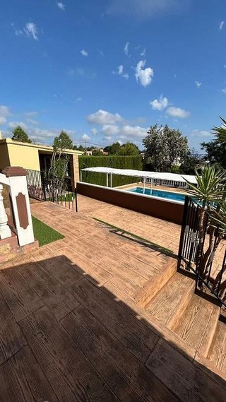 Chalet en venta en Alginet