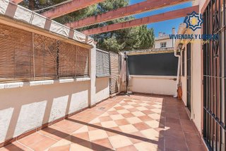 Casa adosada en venta en Huétor Vega