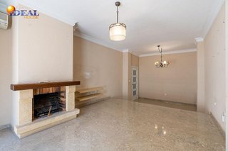 Casa adosada en venta en Huétor Vega