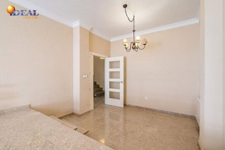 Casa adosada en venta en Huétor Vega