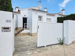 Casa adosada en venta en Les Marines/Las Marinas en Dénia