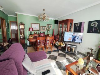 Casa adosada en venta en Tomelloso