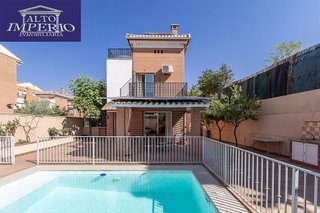 Chalet en venta en Huétor Vega