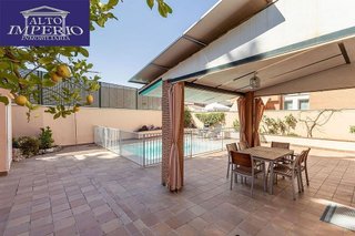 Chalet en venta en Huétor Vega