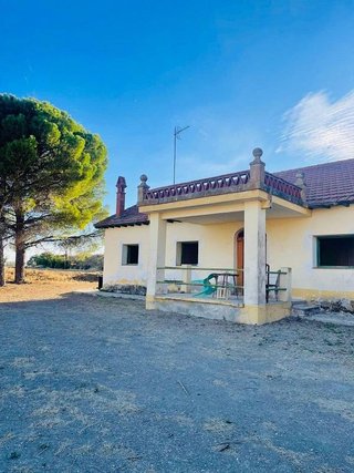 Chalet en venta en Borox