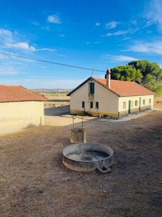 Chalet en venta en Borox