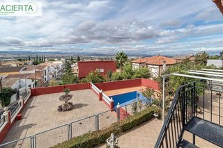 Chalet en venta en Huétor Vega