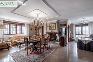 Chalet en venta en Huétor Vega