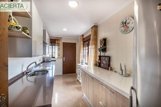Chalet en venta en Huétor Vega