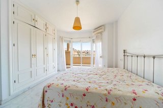 Piso en venta en Los Pacos en Fuengirola