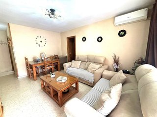 Piso en venta en La Granja-La Colina-Los Pastores en Algeciras