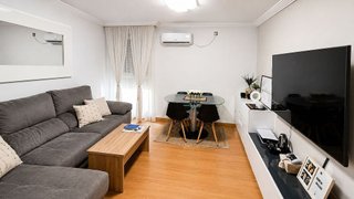 Piso en venta en La Plata en Sevilla