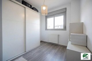 Piso en venta en Poniente-Norte - Miralbaida - Parque Azahara en Córdoba