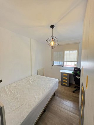 Piso en venta en Cruz Roja en Sevilla