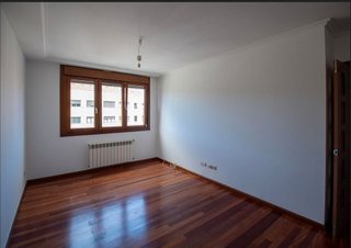 Piso en venta en Llaranes en Avilés
