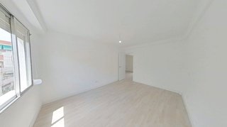 Piso en venta en Lucero en Madrid