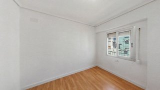 Piso en venta en Els Orriols en Valencia