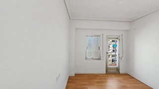 Piso en venta en Els Orriols en Valencia