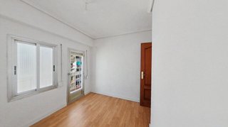 Piso en venta en Els Orriols en Valencia