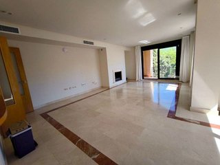 Ático en venta en Puerto Banús en Marbella