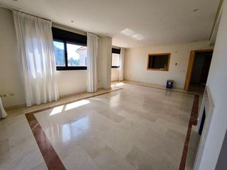 Ático en venta en Puerto Banús en Marbella