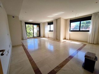 Ático en venta en Puerto Banús en Marbella