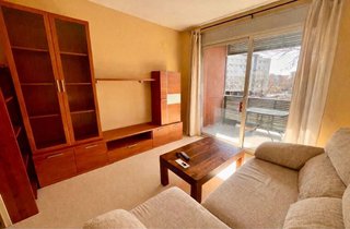 Piso en venta en La Trinitat Nova en Barcelona