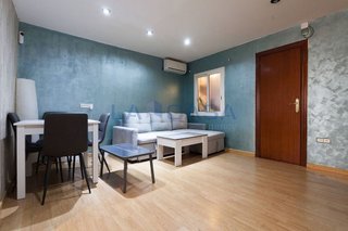Piso en venta en Les Planes en Hospitalet de Llobregat, L´
