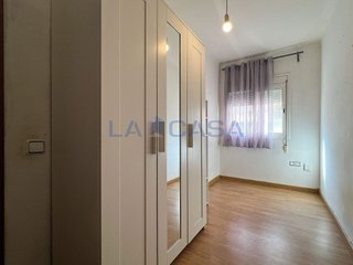 Piso en venta en Les Planes en Hospitalet de Llobregat, L´