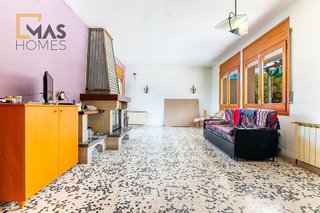 Chalet en venta en Corbera de Llobregat