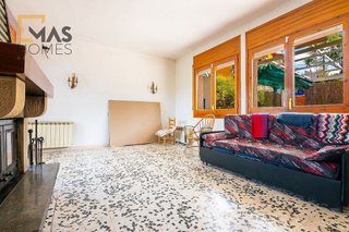 Chalet en venta en Corbera de Llobregat