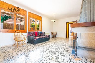 Chalet en venta en Corbera de Llobregat
