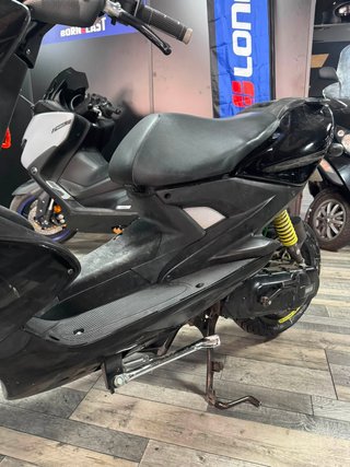 YAMAHA AEROX 50 PREPARACION MOTOR .