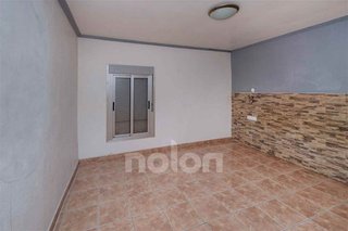 Casa adosada en venta en Crevillent