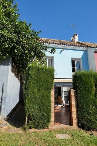 Casa adosada en venta en Río Real en Marbella