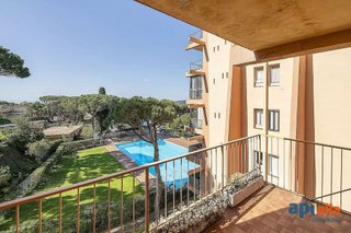 Piso en venta en Els Pins - Politur en Castell-Platja d´Aro