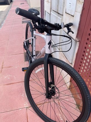 Specialized Sirrus 2.0 Bicicleta Híbrida