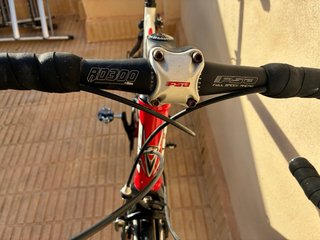 Bicicleta de carretera BH talla M