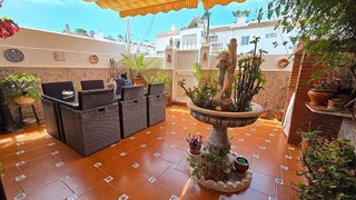Casa adosada en venta en Churriana en Málaga