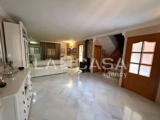Chalet en venta en Montequinto en Dos Hermanas