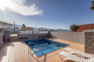 Chalet en venta en Huétor Vega