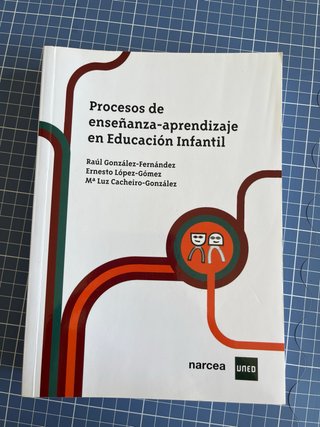 Libros UNED 1ro Educación Infantil.