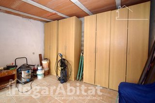Chalet en venta en Urbanizaciones en Llíria