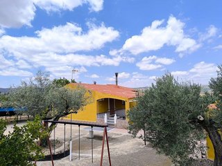 Chalet en venta en Yecla