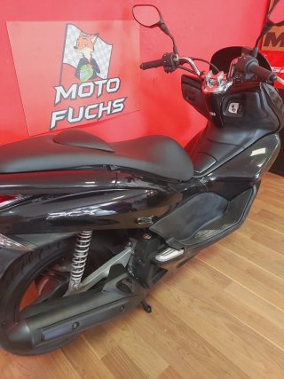 Honda PCX 125 Negra Scooter